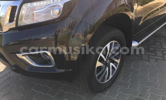 Buy Used Nissan Navara Black Car in Beitbridge in Matabeleland South Buy Used Nissan Navara Black Car in Beitbridge in Matabeleland South