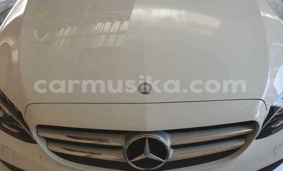 Buy Used Mercedes‒Benz 250 White Car in Harare in Harare Buy Used Mercedes‒Benz 250 White Car in Harare in Harare