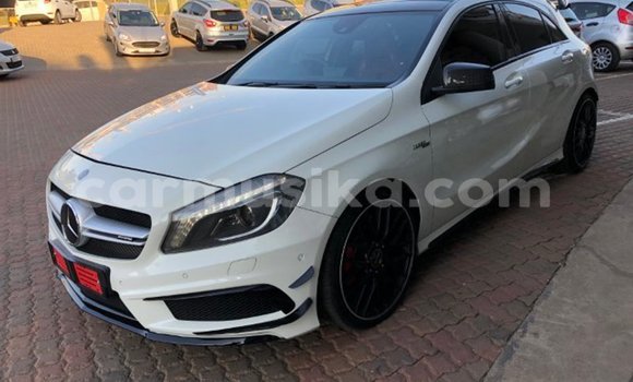 Acheter Occasion Voiture Mercedes‒Benz A-klasse AMG Blanc à Beitbridge, Matabeleland South Acheter Occasion Voiture Mercedes‒Benz A-klasse AMG Blanc à Beitbridge, Matabeleland South
