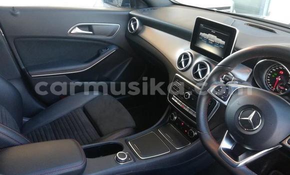 Tenga Tsaru Mercedes‒Benz C-klasse AMG Zvimwe Mota in Beitbridge in Matabeleland South Tenga Tsaru Mercedes‒Benz C-klasse AMG Zvimwe Mota in Beitbridge in Matabeleland South