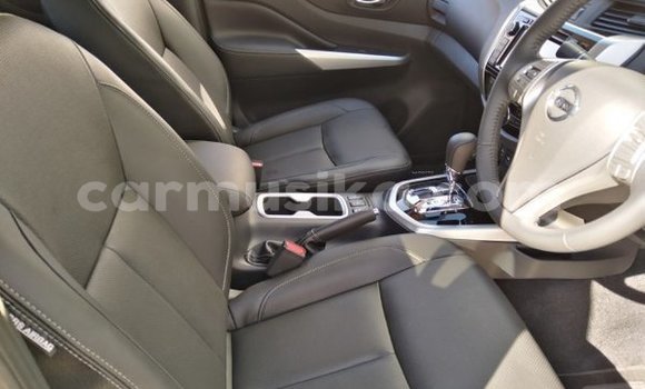 Tenga Tsaru Nissan Navara Chena Mota in Beitbridge in Matabeleland South Tenga Tsaru Nissan Navara Chena Mota in Beitbridge in Matabeleland South