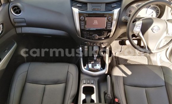 Tenga Tsaru Nissan Navara Chena Mota in Beitbridge in Matabeleland South Tenga Tsaru Nissan Navara Chena Mota in Beitbridge in Matabeleland South