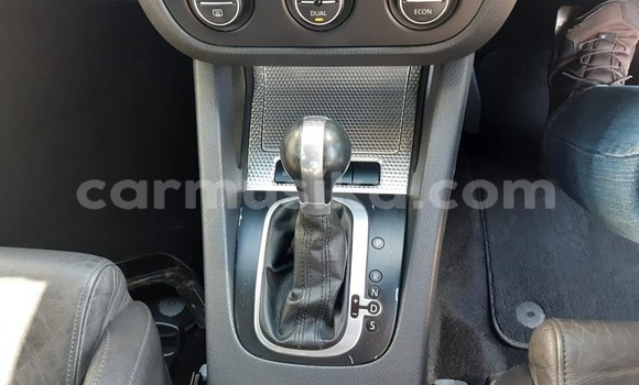 Buy Used Volkswagen Golf R32 Black Car in Harare in Harare Buy Used Volkswagen Golf R32 Black Car in Harare in Harare