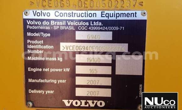 Acheter Occasion Utilitaire Volvo F4 Beige à Beitbridge, Matabeleland South Acheter Occasion Utilitaire Volvo F4 Beige à Beitbridge, Matabeleland South