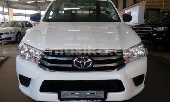 Nunua Ilio tumika Toyota Hilux Nyeupe Gari ndani ya Beitbridge nchini Matabeleland Kusini Nunua Ilio tumika Toyota Hilux Nyeupe Gari ndani ya Beitbridge nchini Matabeleland Kusini