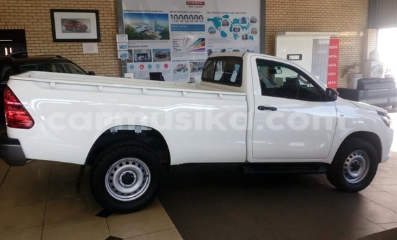 Nunua Ilio tumika Toyota Hilux Nyeupe Gari ndani ya Beitbridge nchini Matabeleland Kusini Nunua Ilio tumika Toyota Hilux Nyeupe Gari ndani ya Beitbridge nchini Matabeleland Kusini