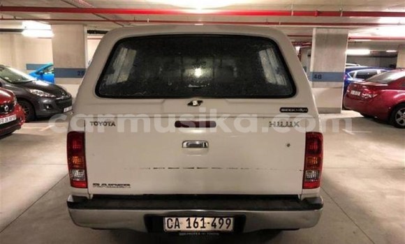 Nunua Ilio tumika Toyota Hilux Nyeupe Gari ndani ya Beitbridge nchini Matabeleland Kusini Nunua Ilio tumika Toyota Hilux Nyeupe Gari ndani ya Beitbridge nchini Matabeleland Kusini