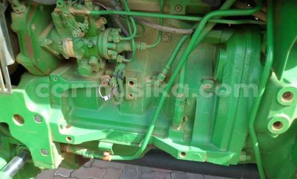 Acheter Occasion Utilitaire Caterpillar 120 Vert à Beitbridge, Matabeleland South Acheter Occasion Utilitaire Caterpillar 120 Vert à Beitbridge, Matabeleland South