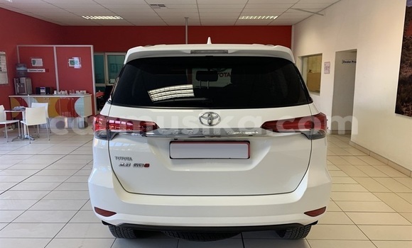 Tenga Tsaru Toyota Fortuner Chena Mota in Harare in Harare Tenga Tsaru Toyota Fortuner Chena Mota in Harare in Harare