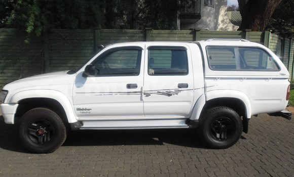 Tenga Tsaru Toyota Hilux Chena Mota in Beitbridge in Matabeleland South Tenga Tsaru Toyota Hilux Chena Mota in Beitbridge in Matabeleland South