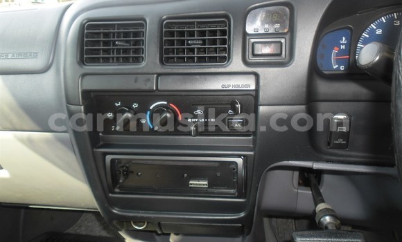 Tenga Tsaru Toyota Hilux Chena Mota in Beitbridge in Matabeleland South Tenga Tsaru Toyota Hilux Chena Mota in Beitbridge in Matabeleland South