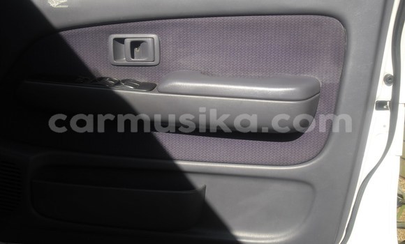 Tenga Tsaru Toyota Hilux Chena Mota in Beitbridge in Matabeleland South Tenga Tsaru Toyota Hilux Chena Mota in Beitbridge in Matabeleland South