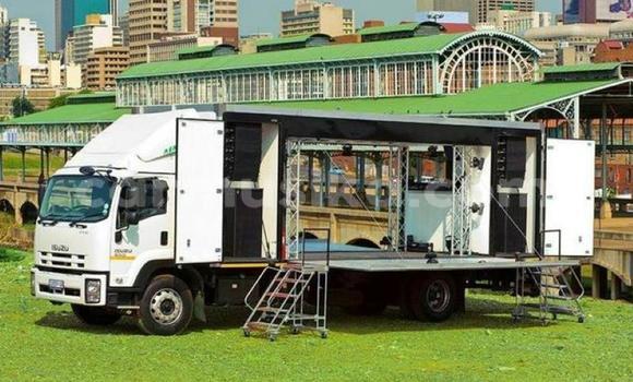 Tenga Tsaru Isuzu FTR 850 Chena Rori in Harare in Harare Tenga Tsaru Isuzu FTR 850 Chena Rori in Harare in Harare