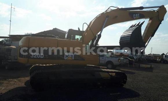 Tenga Tsaru Caterpillar 120 Zvimwe Rori in Harare in Harare Tenga Tsaru Caterpillar 120 Zvimwe Rori in Harare in Harare