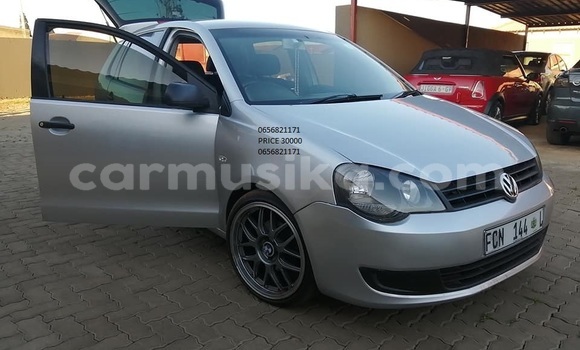 Acheter Occasion Voiture Volkswagen Polo Gris à Beitbridge, Matabeleland South Acheter Occasion Voiture Volkswagen Polo Gris à Beitbridge, Matabeleland South