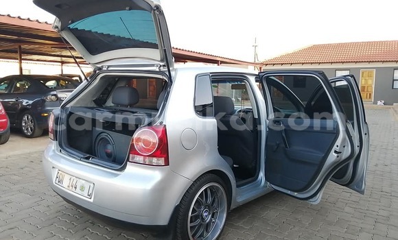 Acheter Occasion Voiture Volkswagen Polo Gris à Beitbridge, Matabeleland South Acheter Occasion Voiture Volkswagen Polo Gris à Beitbridge, Matabeleland South