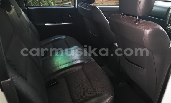 Tenga Tsaru Isuzu KB Chena Mota in Beitbridge in Matabeleland South Tenga Tsaru Isuzu KB Chena Mota in Beitbridge in Matabeleland South