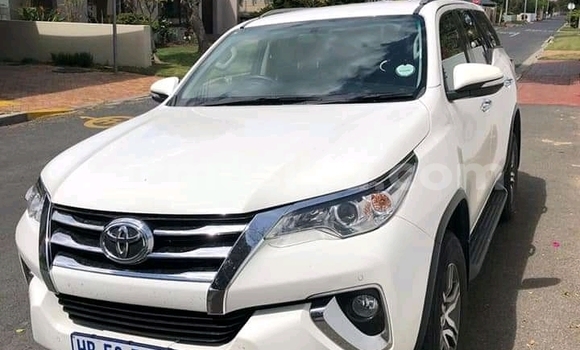 Tenga Tsaru Toyota Fortuner Chena Mota in Beitbridge in Matabeleland South Tenga Tsaru Toyota Fortuner Chena Mota in Beitbridge in Matabeleland South