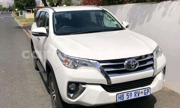 Tenga Tsaru Toyota Fortuner Chena Mota in Beitbridge in Matabeleland South Tenga Tsaru Toyota Fortuner Chena Mota in Beitbridge in Matabeleland South