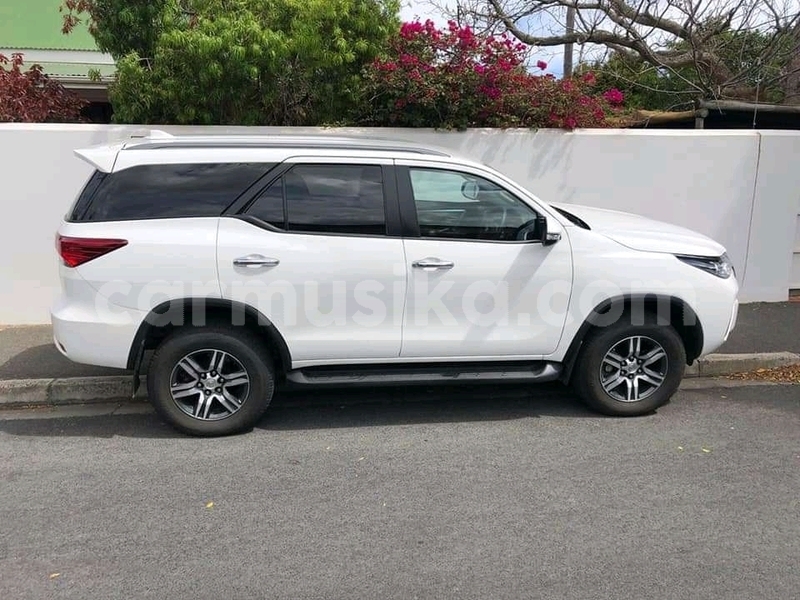 Big with watermark toyota fortuner matabeleland south beitbridge 7807