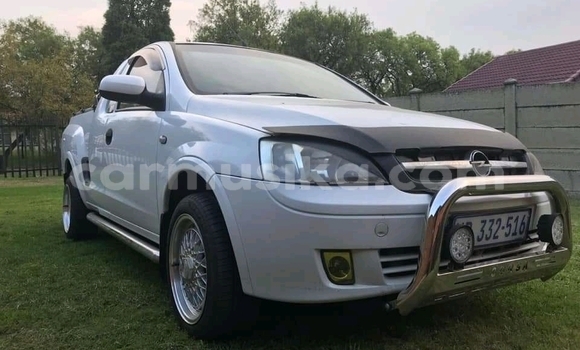 Tenga Tsaru Opel Corsa Chena Mota in Beitbridge in Matabeleland South Tenga Tsaru Opel Corsa Chena Mota in Beitbridge in Matabeleland South