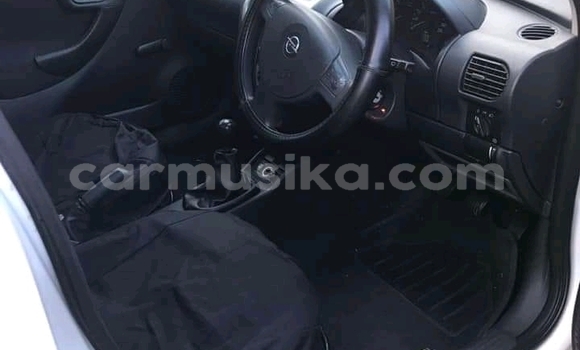 Tenga Tsaru Opel Corsa Chena Mota in Beitbridge in Matabeleland South Tenga Tsaru Opel Corsa Chena Mota in Beitbridge in Matabeleland South