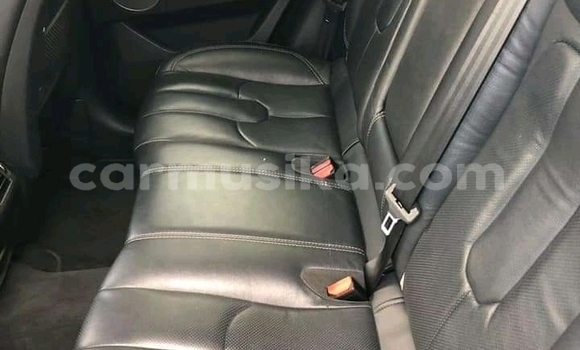 Nunua Ilio tumika Land Rover Range Rover Evoque Nyeupe Gari ndani ya Beitbridge nchini Matabeleland Kusini Nunua Ilio tumika Land Rover Range Rover Evoque Nyeupe Gari ndani ya Beitbridge nchini Matabeleland Kusini