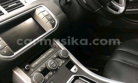 Nunua Ilio tumika Land Rover Range Rover Evoque Nyeupe Gari ndani ya Beitbridge nchini Matabeleland Kusini Nunua Ilio tumika Land Rover Range Rover Evoque Nyeupe Gari ndani ya Beitbridge nchini Matabeleland Kusini