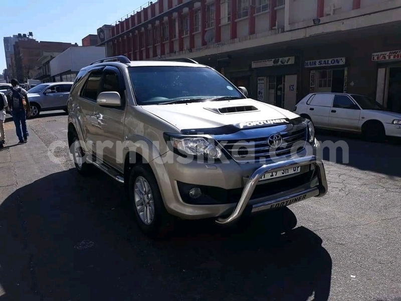 Big with watermark toyota fortuner matabeleland south beitbridge 7811