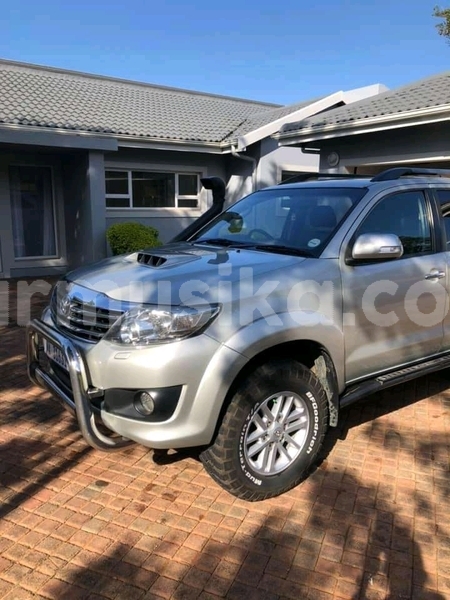 Big with watermark toyota fortuner matabeleland south beitbridge 7812