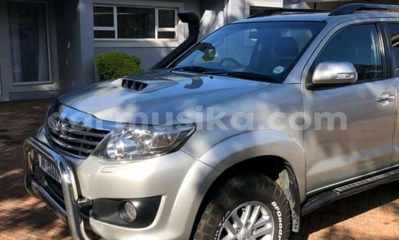 Tenga Tsaru Toyota Fortuner Chena Mota in Beitbridge in Matabeleland South Tenga Tsaru Toyota Fortuner Chena Mota in Beitbridge in Matabeleland South