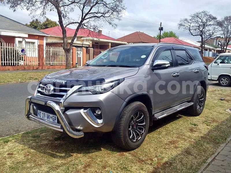 Big with watermark toyota fortuner matabeleland south beitbridge 7826