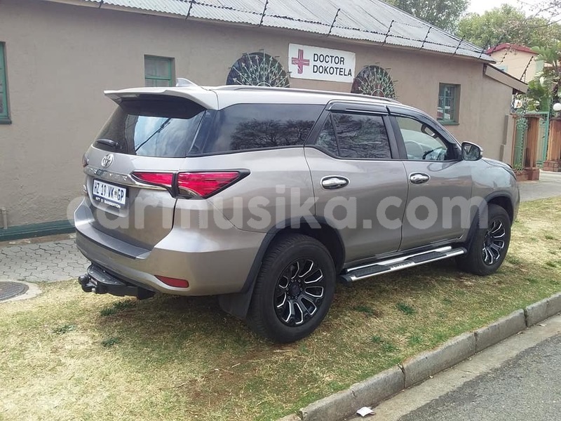 Big with watermark toyota fortuner matabeleland south beitbridge 7826