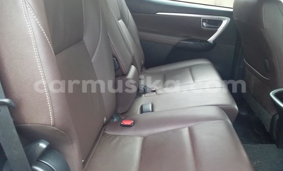 Acheter Occasion Voiture Toyota Fortuner Autre à Beitbridge, Matabeleland South Acheter Occasion Voiture Toyota Fortuner Autre à Beitbridge, Matabeleland South