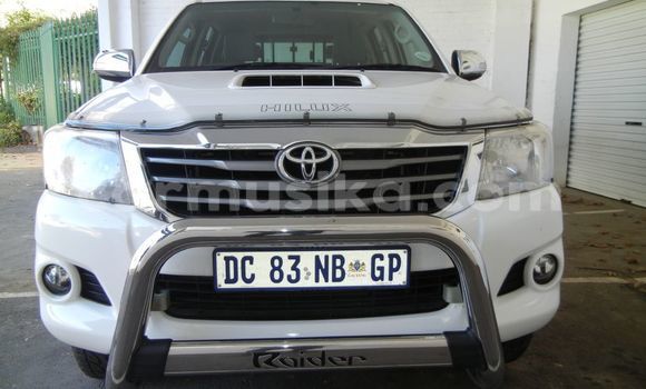 Acheter Occasion Voiture Toyota Hilux Blanc à Greendale, Harare Acheter Occasion Voiture Toyota Hilux Blanc à Greendale, Harare