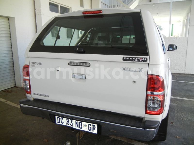 Big with watermark toyota hilux harare greendale 7827