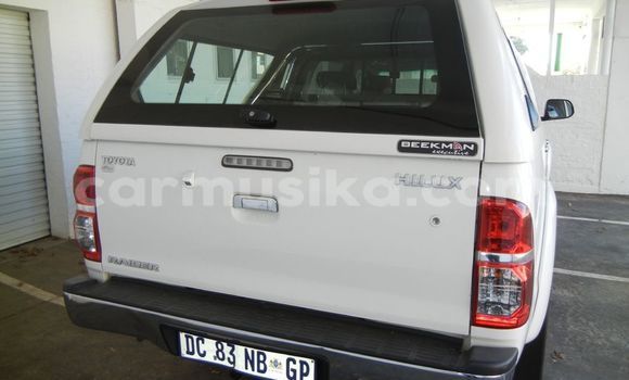 Acheter Occasion Voiture Toyota Hilux Blanc à Greendale, Harare Acheter Occasion Voiture Toyota Hilux Blanc à Greendale, Harare