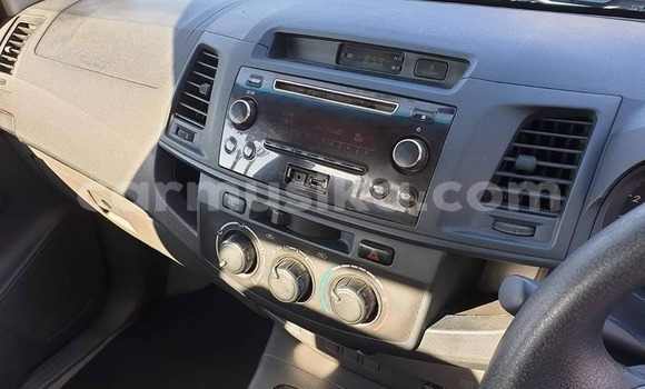 Tenga Tsaru Toyota Hilux Chena Mota in Harare in Harare Tenga Tsaru Toyota Hilux Chena Mota in Harare in Harare