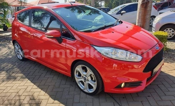 Tenga Tsaru Ford Fiesta ST Tsvuku Mota in Harare in Harare Tenga Tsaru Ford Fiesta ST Tsvuku Mota in Harare in Harare