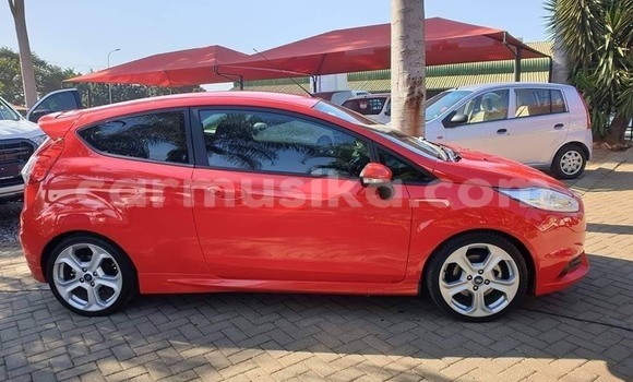 Tenga Tsaru Ford Fiesta ST Tsvuku Mota in Harare in Harare Tenga Tsaru Ford Fiesta ST Tsvuku Mota in Harare in Harare