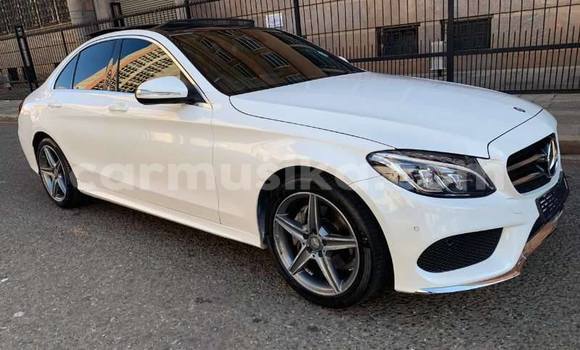 Buy Used Mercedes‒Benz C–Class White Car in Beitbridge in Matabeleland South Buy Used Mercedes‒Benz C–Class White Car in Beitbridge in Matabeleland South