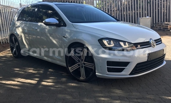 Tenga Tsaru Volkswagen Golf Chena Mota in Beitbridge in Matabeleland South Tenga Tsaru Volkswagen Golf Chena Mota in Beitbridge in Matabeleland South