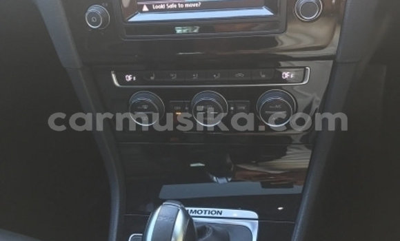 Tenga Tsaru Volkswagen Golf Chena Mota in Beitbridge in Matabeleland South Tenga Tsaru Volkswagen Golf Chena Mota in Beitbridge in Matabeleland South