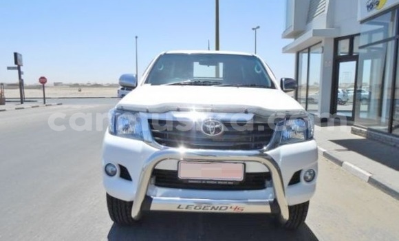 Acheter Occasion Voiture Toyota Hilux Blanc à Beitbridge, Matabeleland South Acheter Occasion Voiture Toyota Hilux Blanc à Beitbridge, Matabeleland South