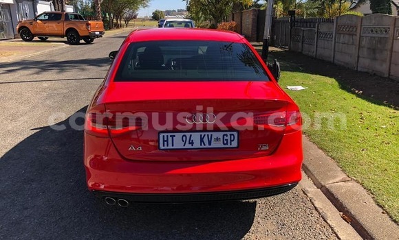 Tenga Tsaru Audi A4 Tsvuku Mota in Beitbridge in Matabeleland South Tenga Tsaru Audi A4 Tsvuku Mota in Beitbridge in Matabeleland South