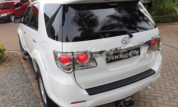 Tenga Tsaru Toyota Fortuner Chena Mota in Harare in Harare Tenga Tsaru Toyota Fortuner Chena Mota in Harare in Harare