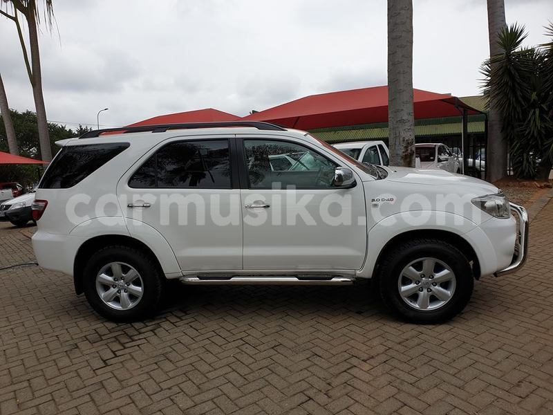 Big with watermark toyota fortuner matabeleland south beitbridge 7854