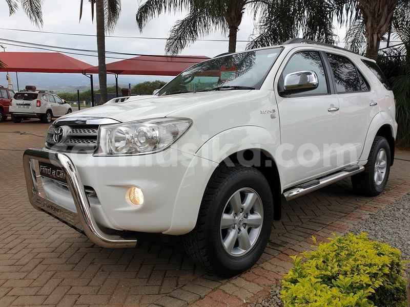 Big with watermark toyota fortuner matabeleland south beitbridge 7854