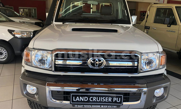 Acheter Occasion Voiture Toyota Land Cruiser Blanc à Beitbridge, Matabeleland South Acheter Occasion Voiture Toyota Land Cruiser Blanc à Beitbridge, Matabeleland South