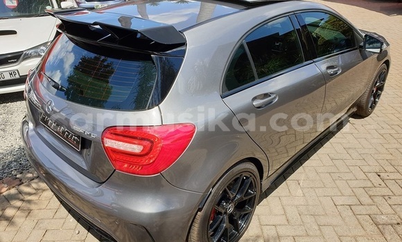 Tenga Tsaru Mercedes‒Benz A-klasse AMG Sirivha Mota in Harare in Harare Tenga Tsaru Mercedes‒Benz A-klasse AMG Sirivha Mota in Harare in Harare